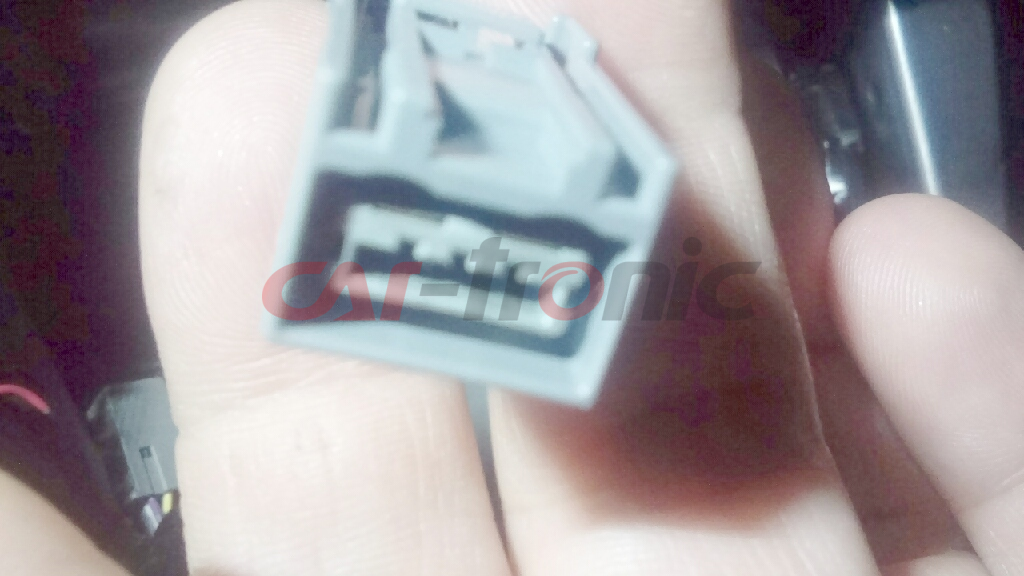 Adapter USB/AUX-IN PCB Mitsubishi  ASX 2011->,L200 2015->,Outlander 2013->