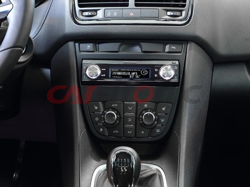 Ramka radiowa Opel Meriva B (S/D Monocab) 06/2010->
