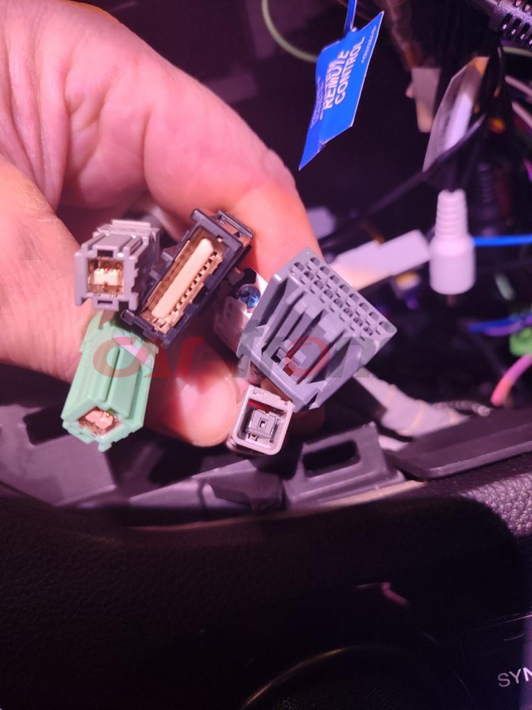 Adapter AUX/USB zamiennik Honda JAZZ, CR-V, HR-V 2015->