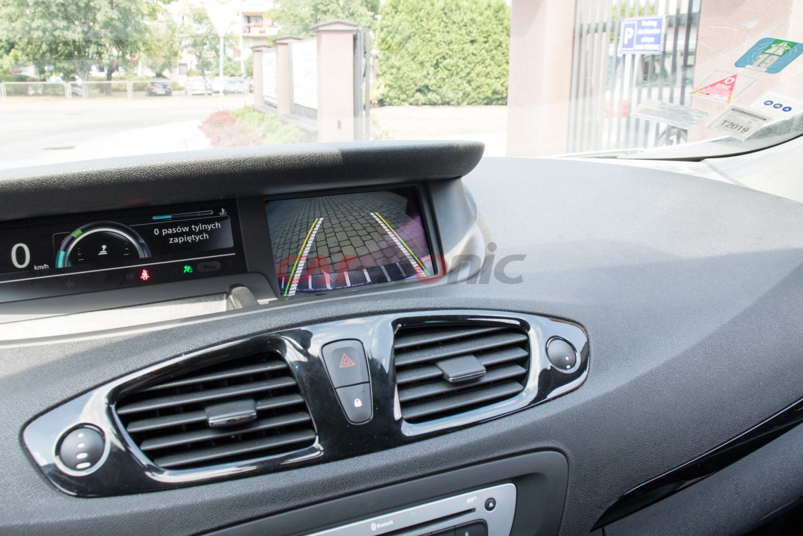 Adapter do kamery cofania Dacia, Fiat, Opel, Renault, Smart 2012 -> Nawigacja MediaNav, Rlink