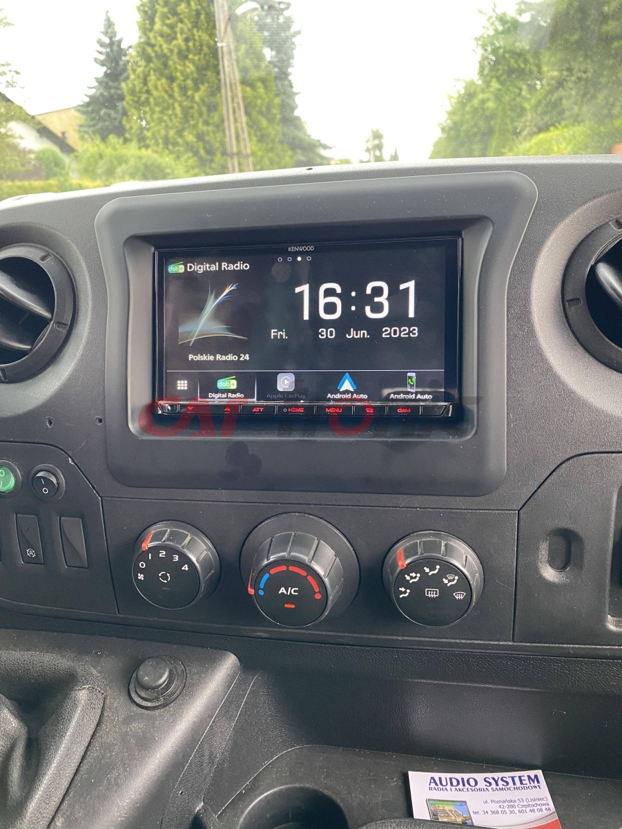 Ramka radiowa 2 DIN Nissan NV400, Opel Movano B, Renault Master III 2010 - 2019