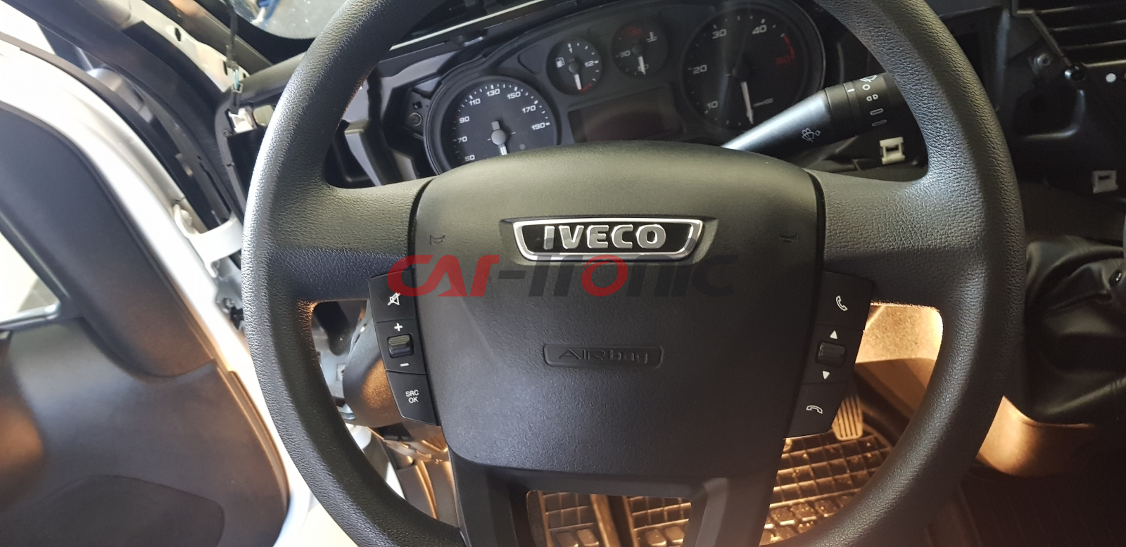 Adapter do sterowania z kierownicy Iveco Daily 2014 - 2019 CTSIV003.2
