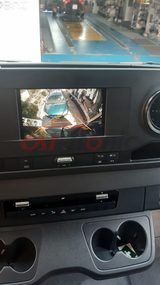 Interfejs do podłączenia kamery Mercedes Sprinter W907 2018 -> NTG 6 - MBUX . Monitor 7