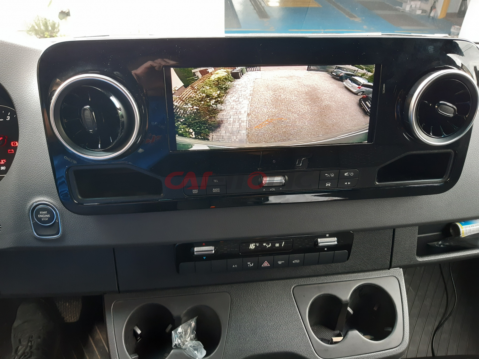Interfejs do podłączenia kamery Mercedes Sprinter W907 2018 -> NTG 6 - MBUX , monitor 7 cali bez nawigacji