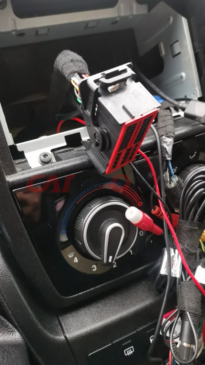 Adapter do sterowania z kierownicy Can Bus Fiat Ducato 2015 -> (TYP 250 VP1/VP2 RADIO)  CTSFA019.2