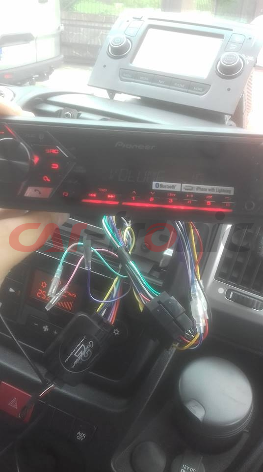Adapter do sterowania z kierownicy Can Bus Fiat Ducato 2015 -> (TYP 250 VP1/VP2 RADIO)  CTSFA019.2