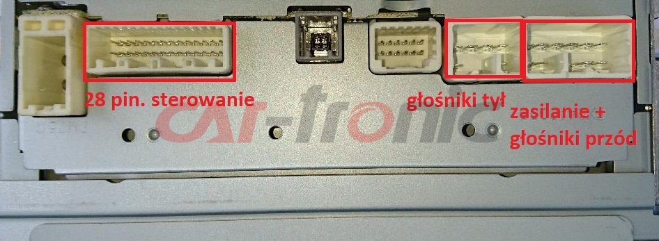 Adapter do sterowania z kierownicy Toyota Avensis, Corolla, RAV4, Yaris 2011 -> CTSTY002.2