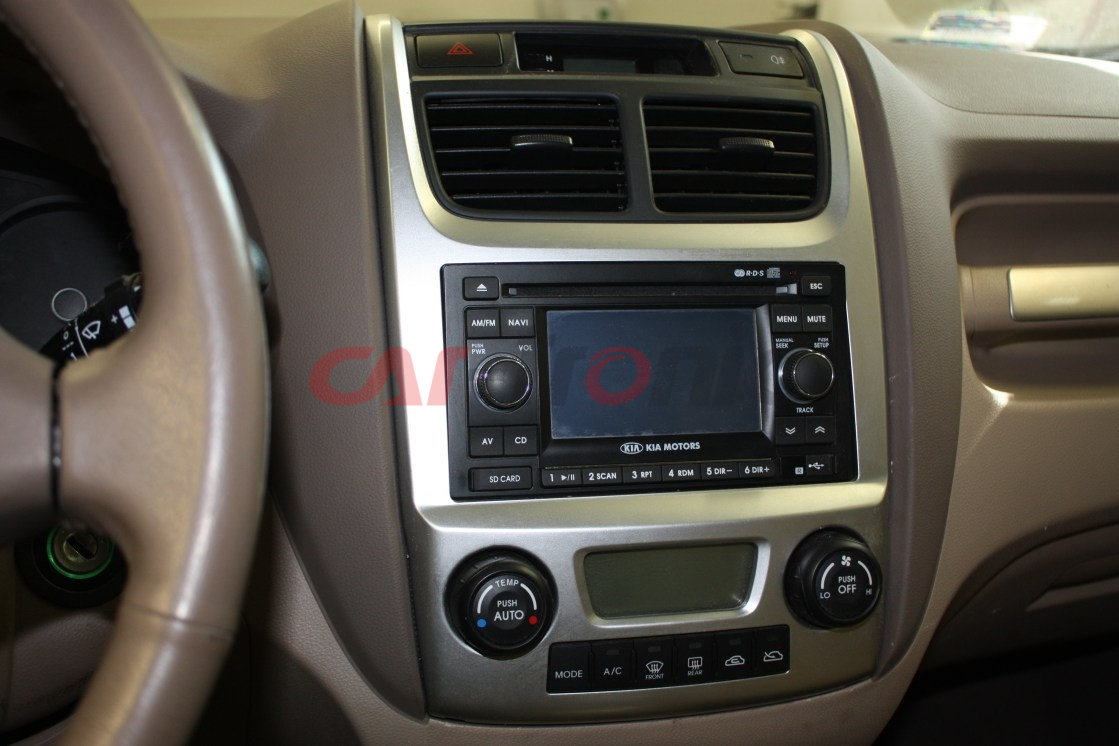 Ramka radiowa 2 DIN Hyundai Accent Kia Rio Kia Sportage