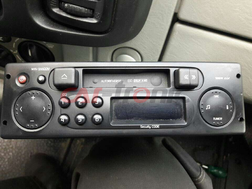 Adapter do sterowania z kierownicy Renault Clio, Kangoo Megane, Twingo 2000-> CTSRN004.2